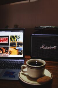 Photo "How to create valuable content for your personal brand"