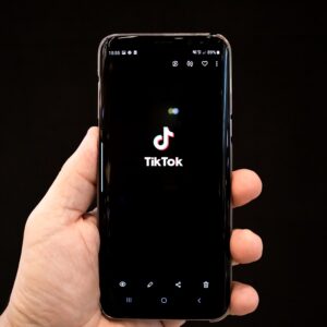 Photo "10 ideas to promote your personal brand on TikTok"