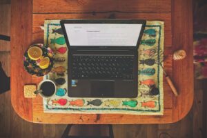 Photo "How to combine freelancing with another source of income"